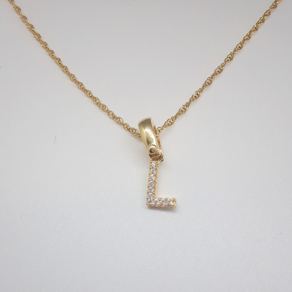🎉2X HP🎉 Michael Kors "L" initial charm - Picture 14 of 15